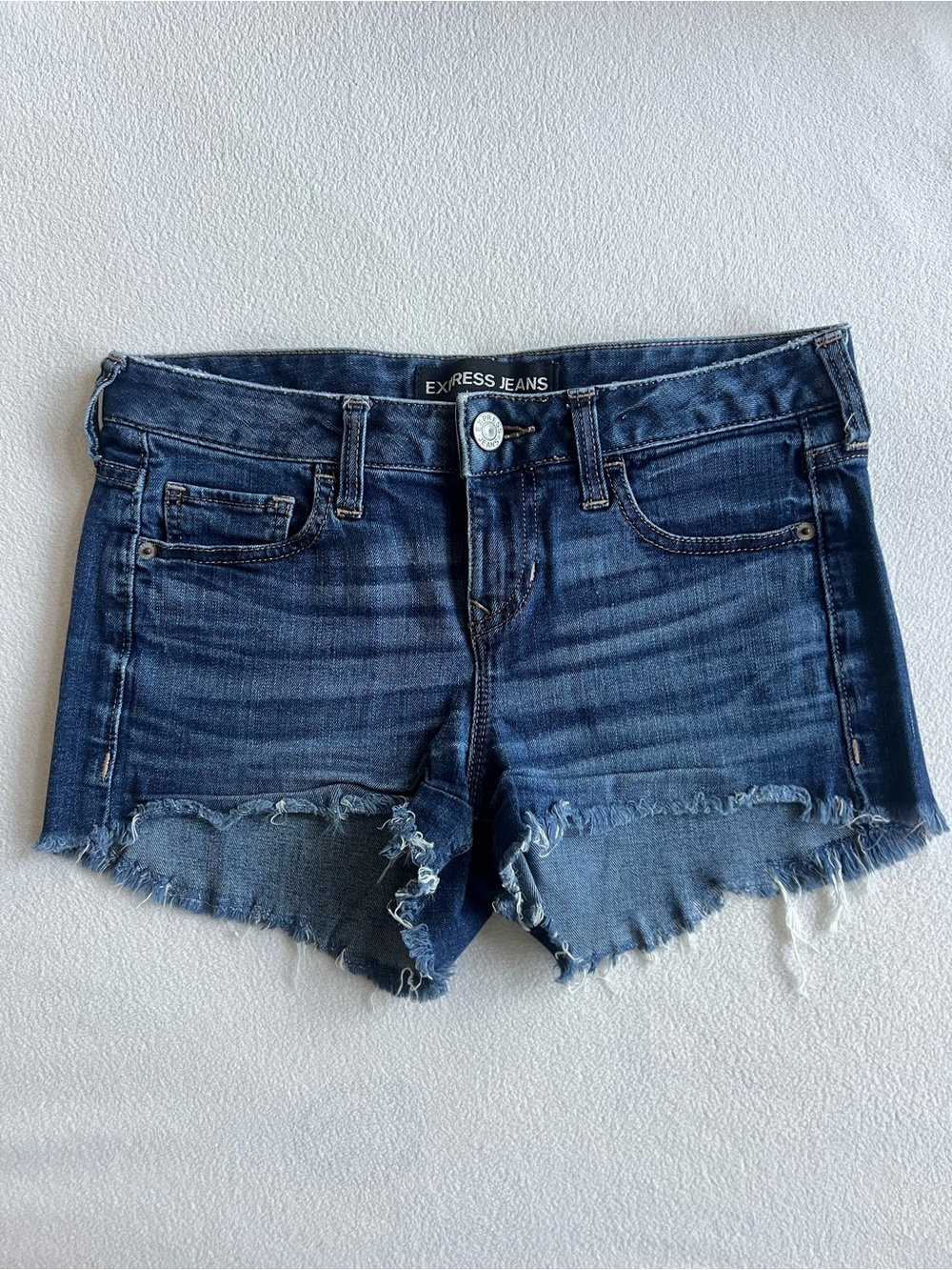EXPRESS JEANS Denim Shorts Dark Wash in Size 0